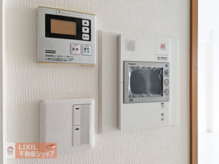 ���̑����� �{�^���ЂƂł����͂芮���B�Z�����[���̉Ǝ����T�|�[�g����I�[�g�o�X�B