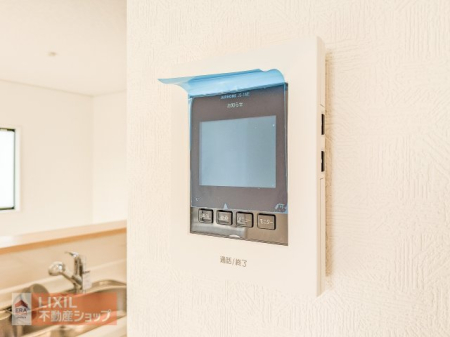  �yTV�C���^�[�z���z���n�����ʐ^�B�J���[TV�C���^�[�z���B