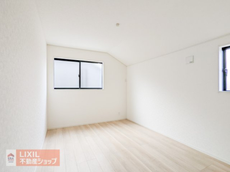 �Q�� �y�Q���z���n�����ʐ^�B���邢�̌��̓����Q���ł��B