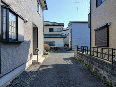 ���̑� �y���̑��^���n�ʐ^�z���ԏ�ւ̕~�n���ʘH�ł��B�[���ȕ����Ƃ��Ă���A���Ԃɂ��قǃX�g���X�͊������Ȃ��Ǝv���܂��B