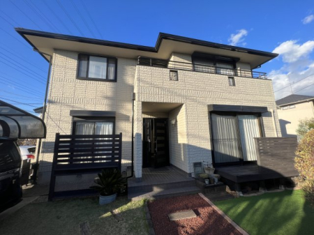 ���n�O�ώʐ^ ��ɉf����X�^�C���b�V���ȓ@��B���ƕ����ʂ蔲����A��Ƃ�̕�炵�B