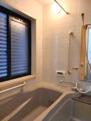 ���� �y���C�^���n�ʐ^�z���̂������邢�����B���̂܂܎g�p�ł��܂����A���t�H�[���v����������Ă������܂��B