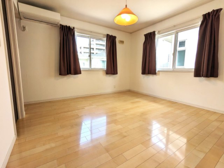 �Q�� 8.5���̐Q��