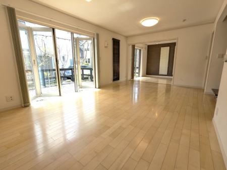 ���r���O ������Ŗ��邢19���̃��r���O