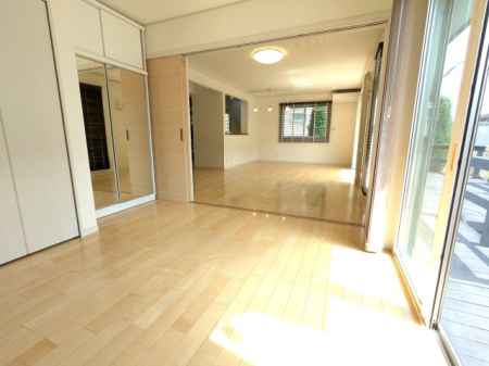 ���̑����� �J���I�ȊԎ��ł�