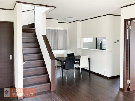 ���r���O �y���n�ʐ^�z�V�b�N�ȐF�ŗ�������LDK