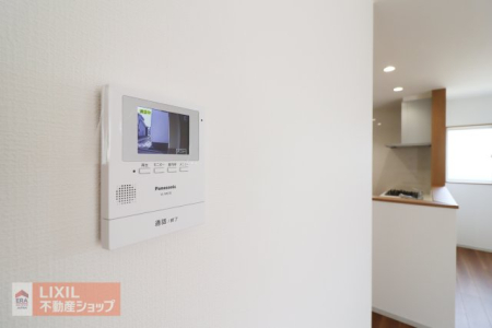  �yTV�C���^�[�z���z���n�����ʐ^�B�J���[TV�C���^�[�z���B