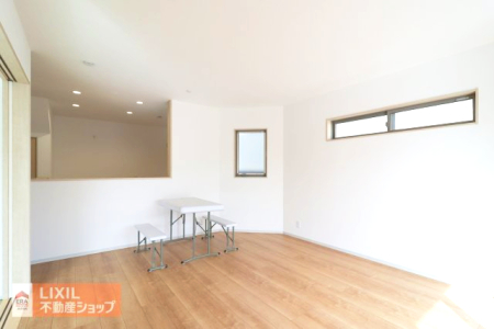  �y�_�C�j���O�z���n�����ʐ^�B�Ƒ��ł��낰��_�C�j���O�ł��B