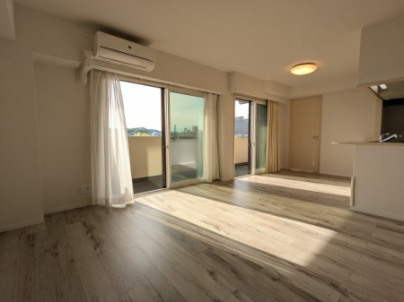 ���r���O 12.7���̃��r���O