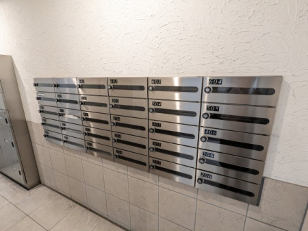 ���̑� ���[���R�[�i�[