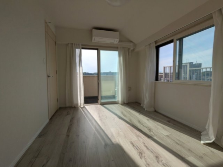 ���̑����� ���r���O�ׂ̗m��