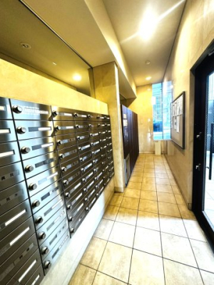  �֗��ȑ�z�{�b�N�X������܂��B