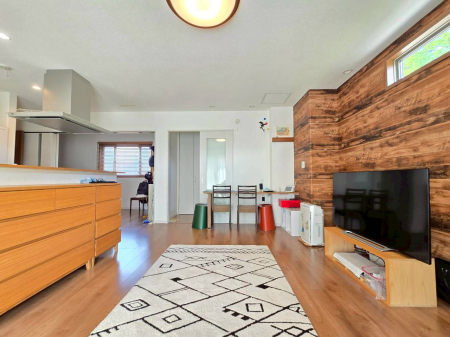  �I�V�����Ȉ�ʂ̕ǎ�����ۓI�ȃ��r���O�_�C�j���O�ł��I