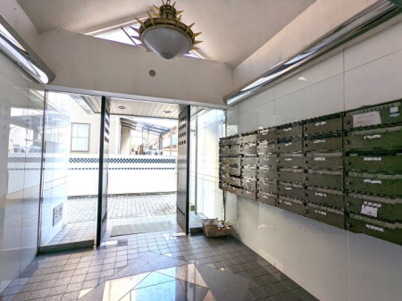 �G���g�����X -