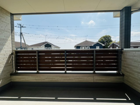 �o���R�j�[ -