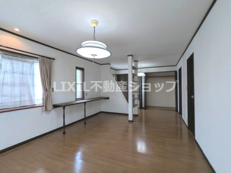 �Q�� 1�����ɏ��ւ���[���������ꂽ�Q���B�e�����[�N�ɂ��������߂ł��B