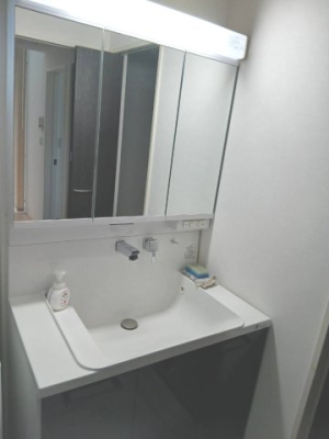 ���ʑ�E���ʏ� -