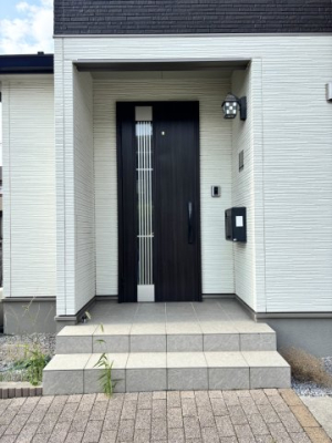  �y���փG���g�����X/���n�ʐ^�z�������Ƃ������ցB���s���̂���|�[�`�ŉJ�̓����]�T�������ĊJ���߂ł��Ĉ��S�ł��B