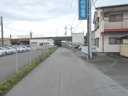  �O�ʐړ� 