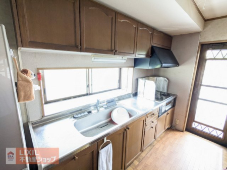 �L�b�`�� �����A�V���N�̍L���������Ղ育�����܂��B�R���̃r���g�C���K�X�R�����t�B