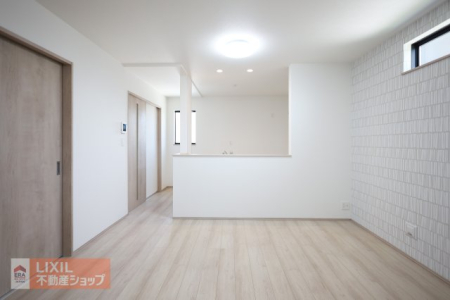  �y�_�C�j���O�z���n�����ʐ^�B�Ƒ��ł��낰��_�C�j���O�ł��B