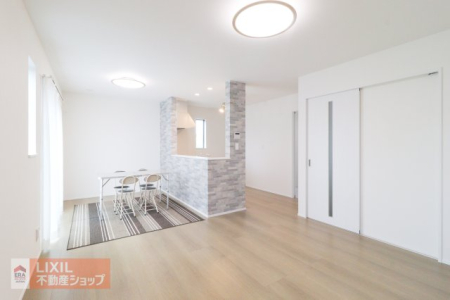  �y���r���O�_�C�j���O�z���n�����ʐ^�B�Ƒ��ŉ߂����邭�났�̋��