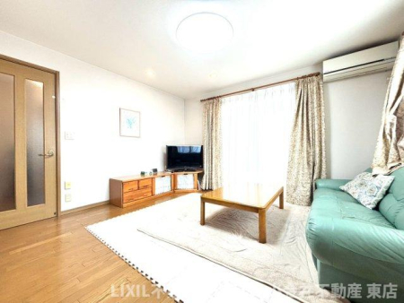  �y���r���O�_�C�j���O�z���n�ʐ^�F���邢�������̓��郊�r���O�_�C�j���O��18.5���Ƃ�Ƃ�̂���L���B