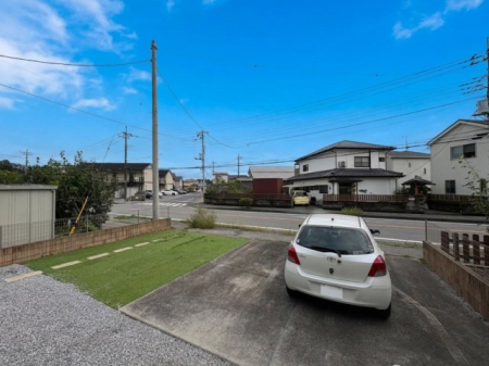 ���̑� ��������̒��]�ł��B�����Ő���������ЂƎ��́A��炵�̂�����Ƃ����X�p�C�X�ł��B