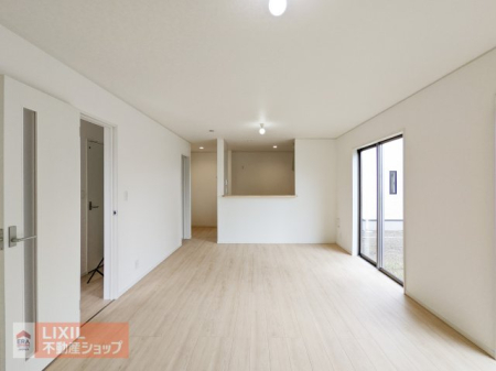  �y�_�C�j���O�z���n�����ʐ^�B�Ƒ��ł��낰��_�C�j���O�ł��B