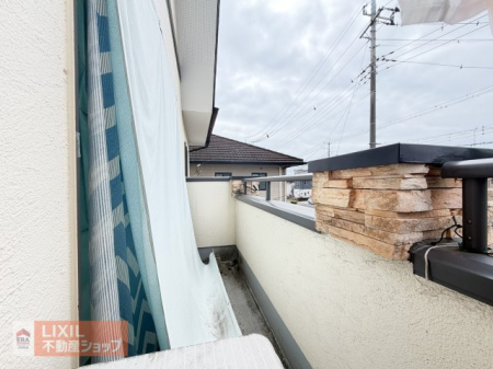 �o���R�j�[ -