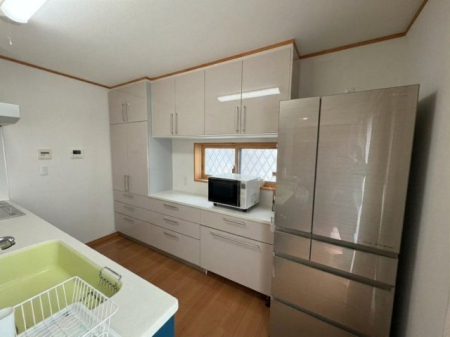 �L�b�`�� �V���N�̓I�V�����Ȑl���嗝�΁B�J�b�v�{�[�h���������Ă���܂��̂ł��̂܂܏Z�߂܂���